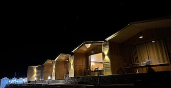 de reeva resort pangong