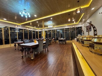 de reeva resort pangong