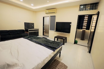 jai ambe hotel
