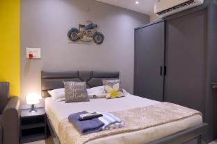 srinivasam studio flat