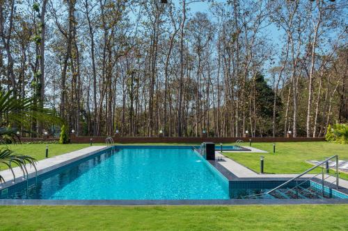 hotel holiday village