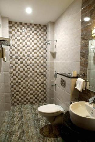 raj vilas agra near taj mahal