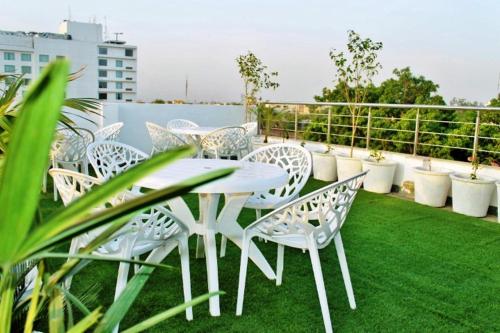 raj vilas agra near taj mahal