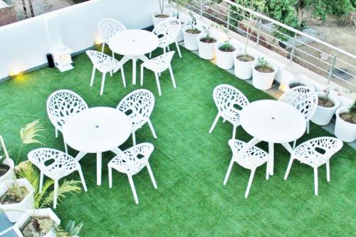 raj vilas agra near taj mahal