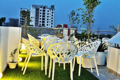 raj vilas agra near taj mahal