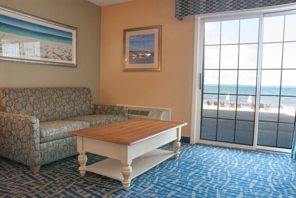 grand beach resort hotel