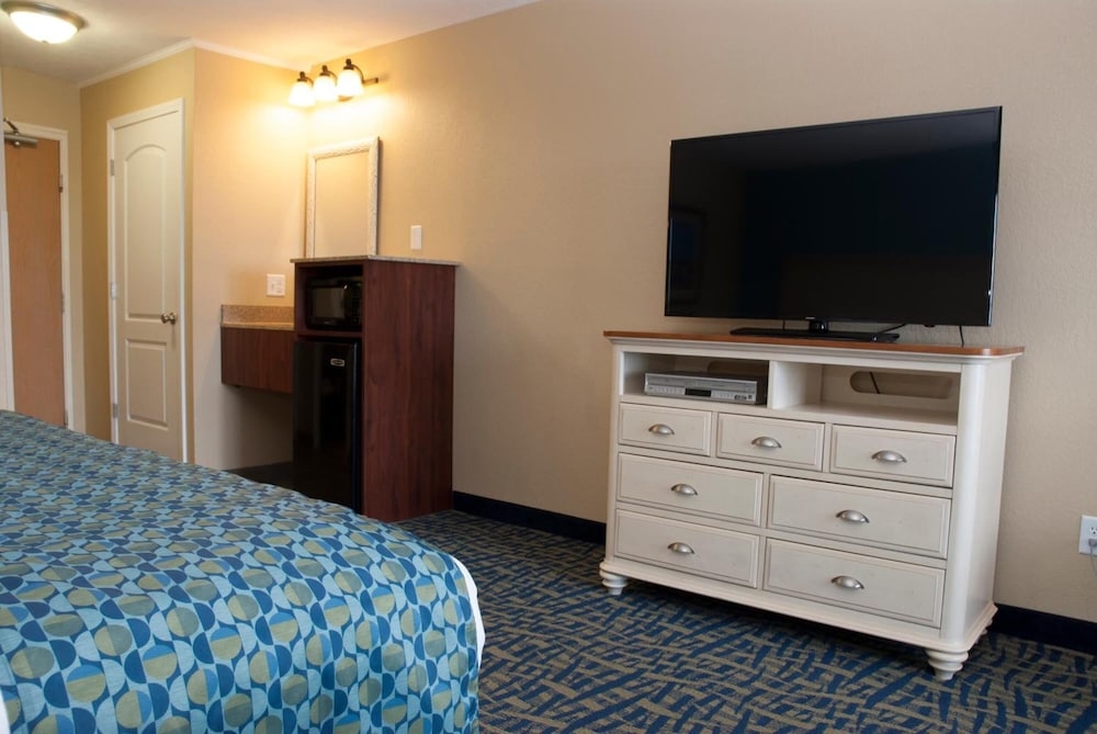 grand beach resort hotel