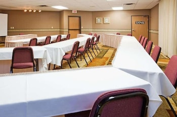 Blue Way Inn Eagan Extended Stay,,3 star
