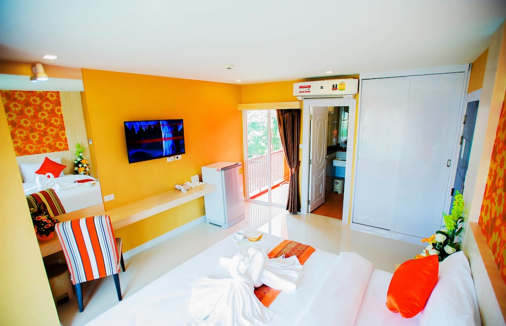 Family Hotel,,3 star