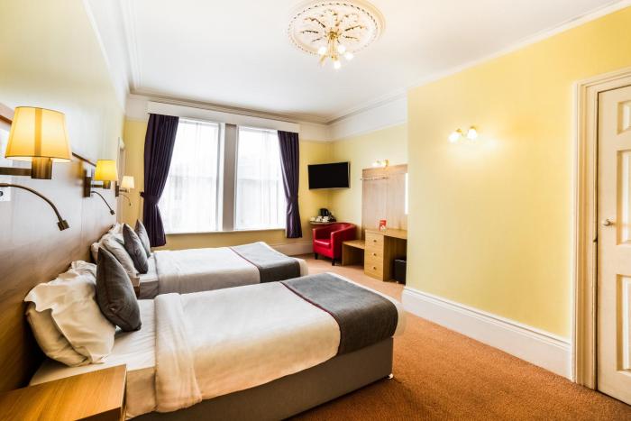 oyo eagle house hotel st leonards hastings