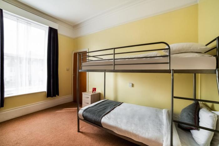 oyo eagle house hotel st leonards hastings