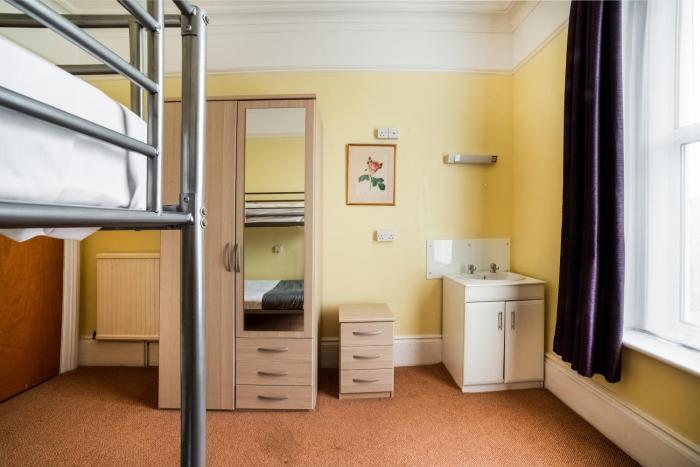 oyo eagle house hotel st leonards hastings