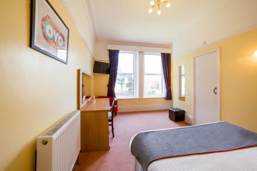 oyo eagle house hotel st leonards hastings