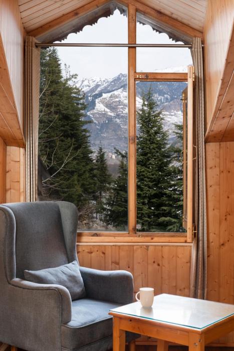 the pine chalet