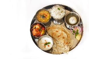 hotel o 74351 lck603 moca