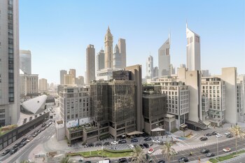 silkhaus sky gardens difc dubai