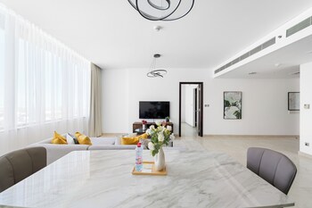 silkhaus sky gardens difc dubai