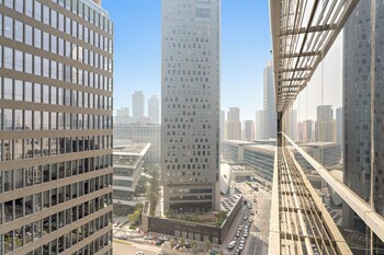 silkhaus sky gardens difc dubai