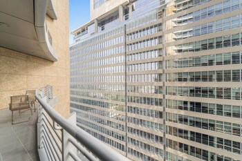 silkhaus sky gardens difc dubai