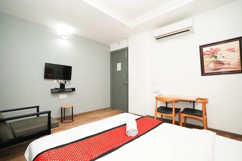 hotel royal galaxy