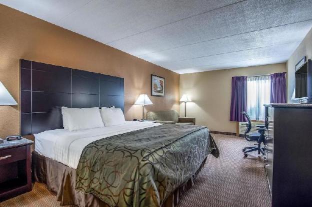 quality inn tully i 81