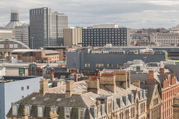 white tulip central 3bedroom duplex loft