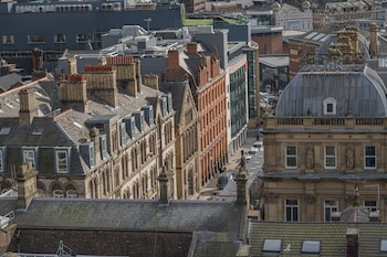 white tulip central 3bedroom duplex loft