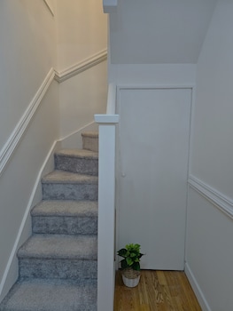 white tulip central 3bedroom duplex loft