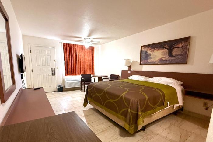 del rio lodge