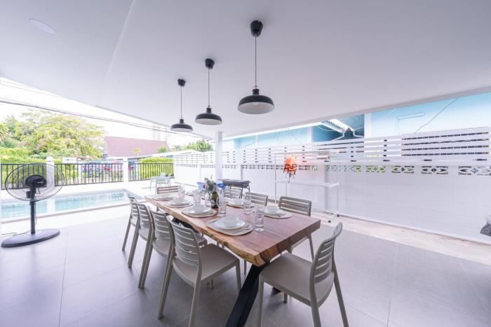 the 38 pool villas pattaya