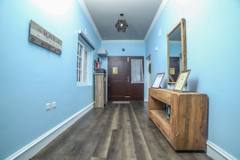 Eagles Wings Abode,,4 star