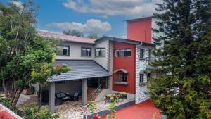 ama stays and trails dulwich terrace panchgani