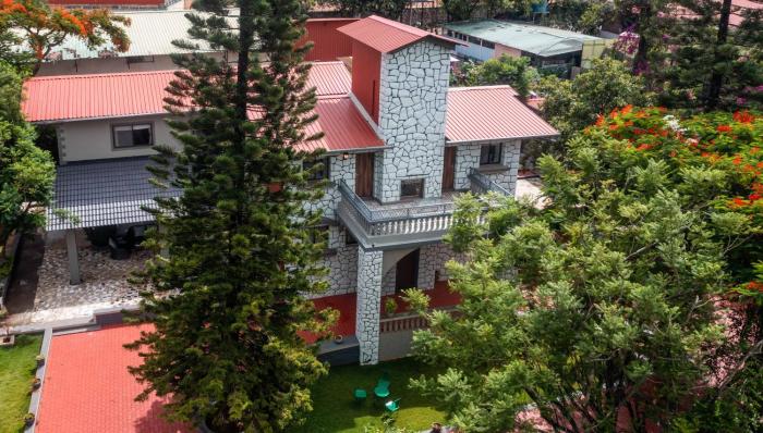 ama stays and trails dulwich terrace panchgani