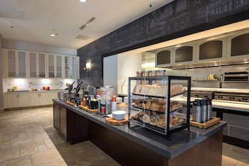 hilton garden inn new orleans convention center