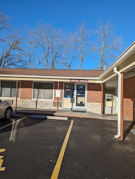 Best Way Inn,3679 N Lindbergh Blvd,3 star
