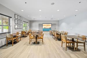 independence stay hotel and suites