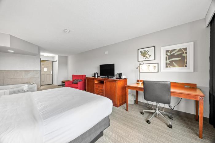 independence stay hotel and suites