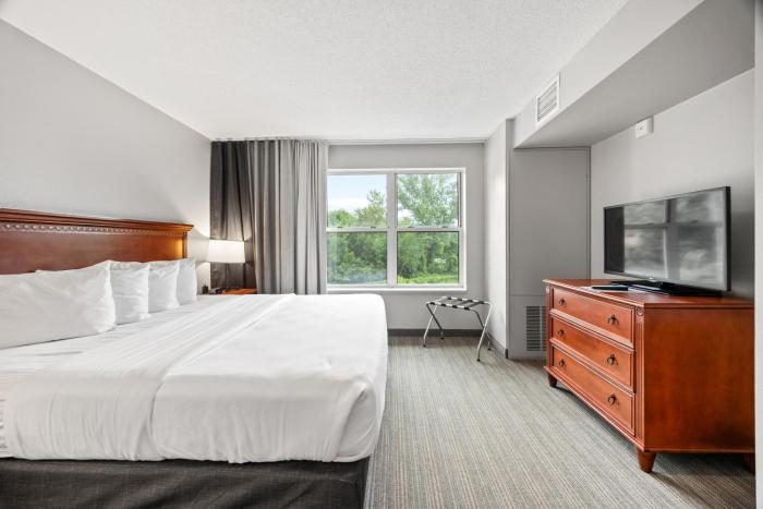 independence stay hotel and suites