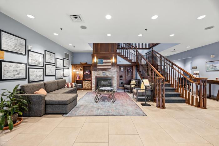 independence stay hotel and suites