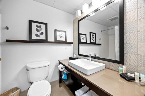 independence stay hotel and suites