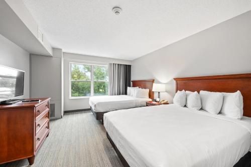 independence stay hotel and suites