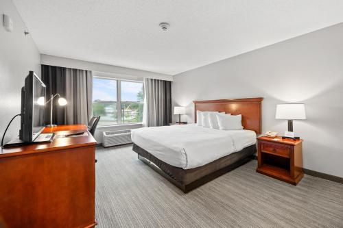 independence stay hotel and suites
