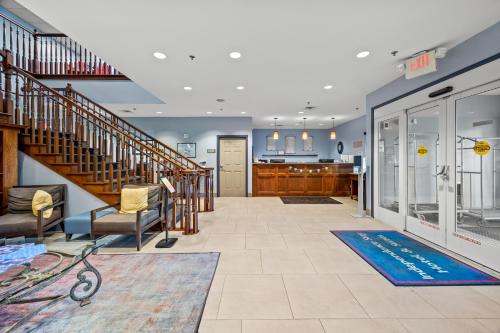independence stay hotel and suites