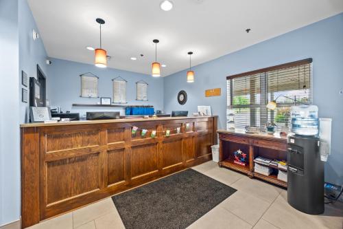 independence stay hotel and suites