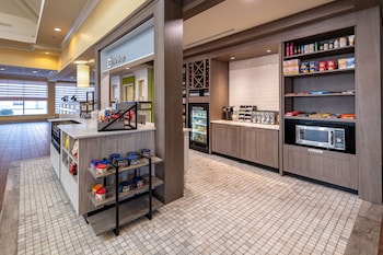 hilton garden inn newport news