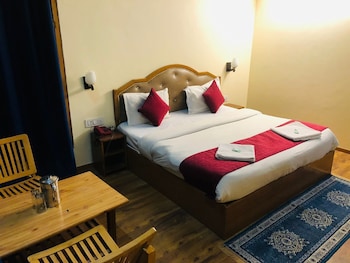 shreshtam lakhnpal resort