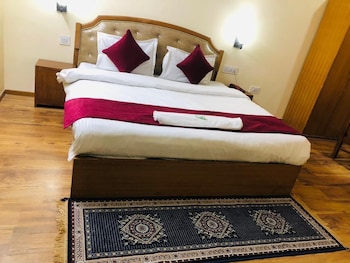 shreshtam lakhnpal resort