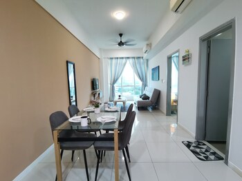 Greenage At Sutera Avenue Kota Kinabalu,,3 star