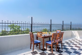 cosmicstays venus villa private pool