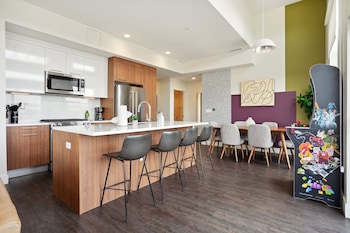 skyline penthouse espadin lohi
